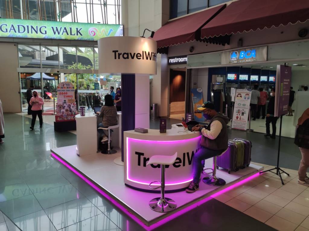 Booth TravelWifi Mall Kelapa Gading
